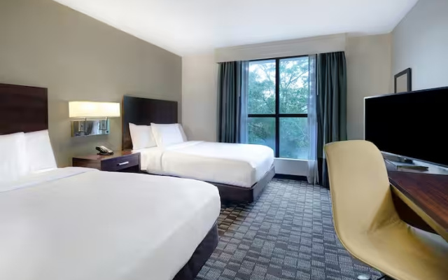 Two-room South Wing Building Twin Suite