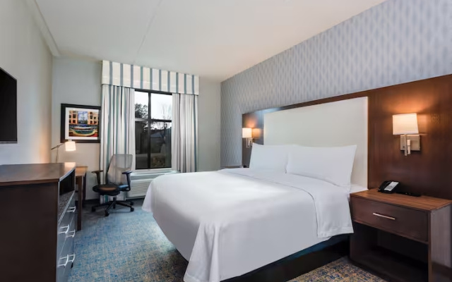 1 Bedroom Hearing Accessible Suite