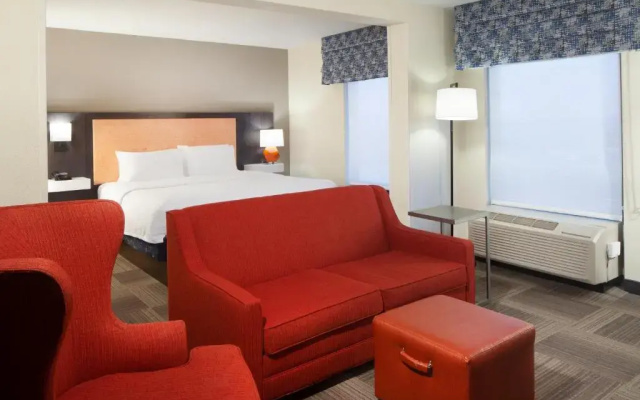 Deluxe Jetted Tub / Whirlpool Accessible Double room