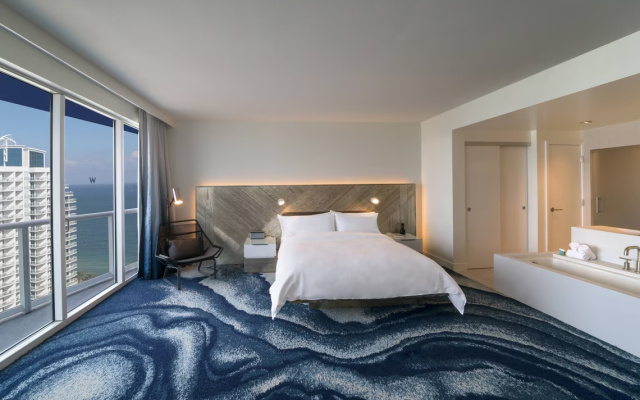 2 Bedrooms Wonderful Residential Suite with balcony and with ocean view