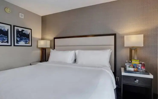 Premium Mobility Hearing Accessible Double room