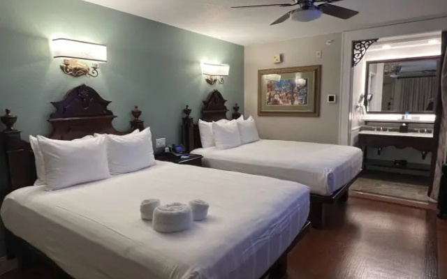 Double room with water view