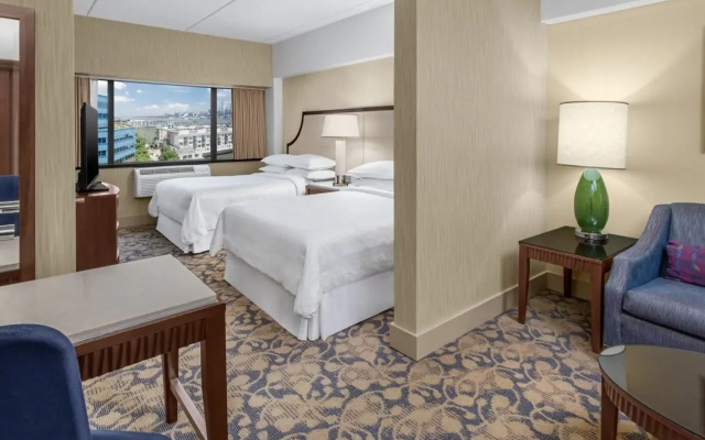 Quadruple Guest Room