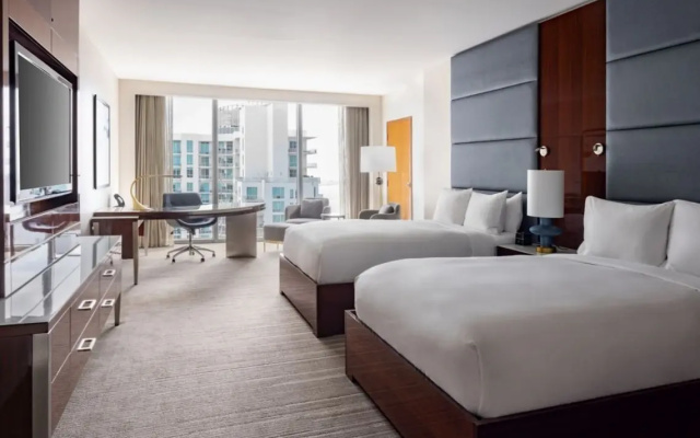 Bay Concierge Lounge Access room Partial Water View