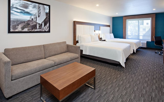 Twin Suite