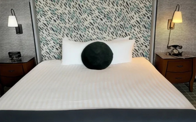 Hollywood Sign Double room