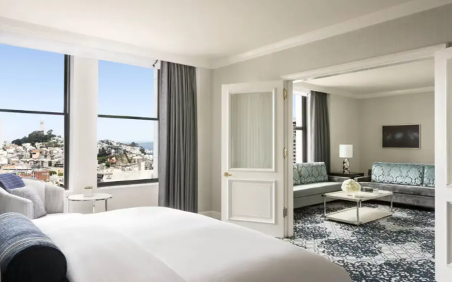 2 Bedrooms San Francisco Club Level Suite