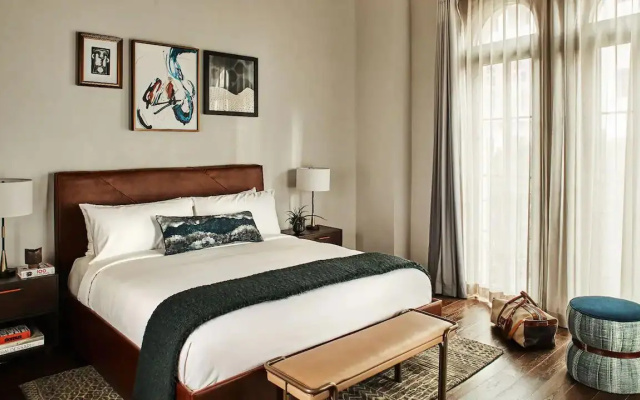Figueroa Double Suite