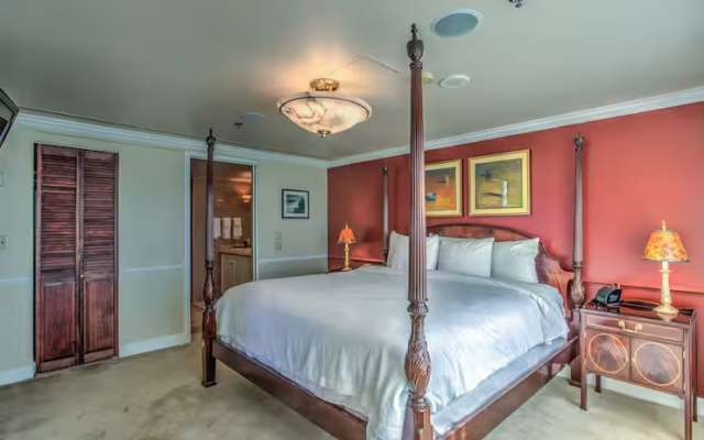 2 Rooms Presidential Double Suite