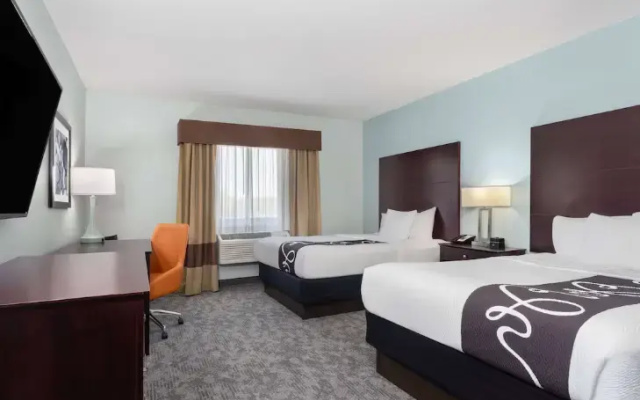 Twin room with lake view