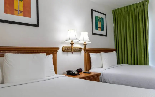 Quadruple Mini Suite