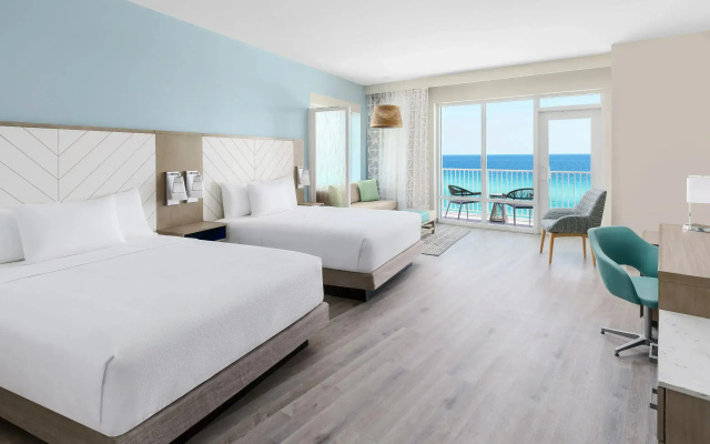 Deluxe Twin room with balcony and with gulf view