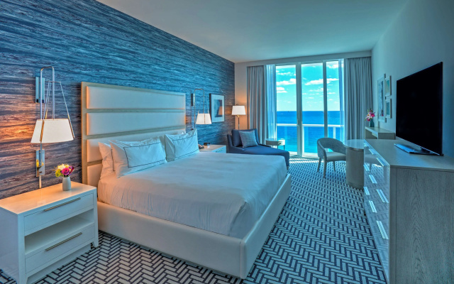 Room with balcony and oceanfront