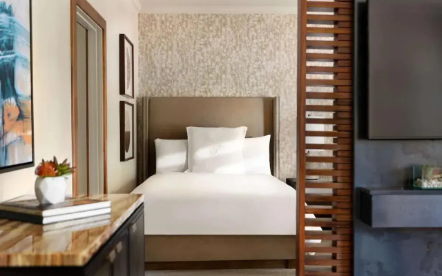 Fairmont Gold Double Junior Suite