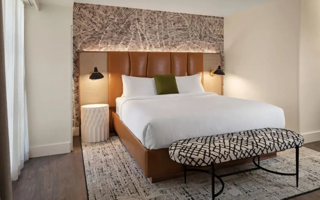 1 Bedroom Executive Accessible Double Suite