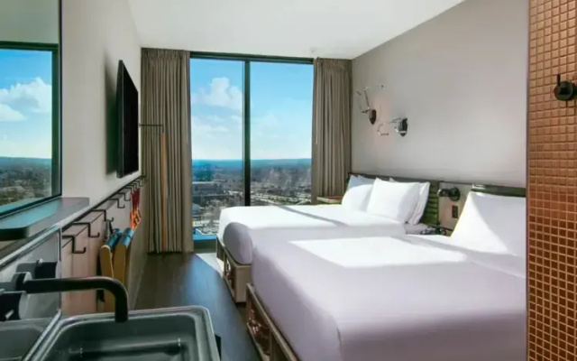 Double room with city view