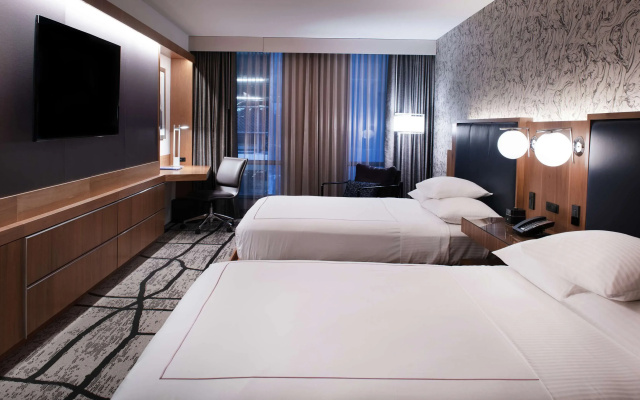 Deluxe Twin room with city view