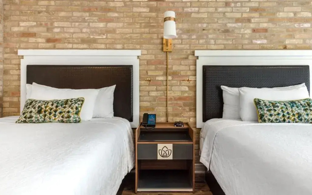 Quadruple Junior Suite