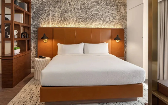 Deluxe Accessible Quadruple Suite