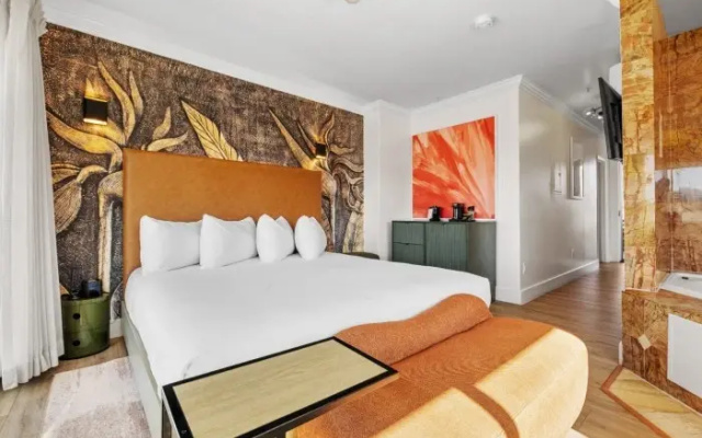 Penthouse Double Suite