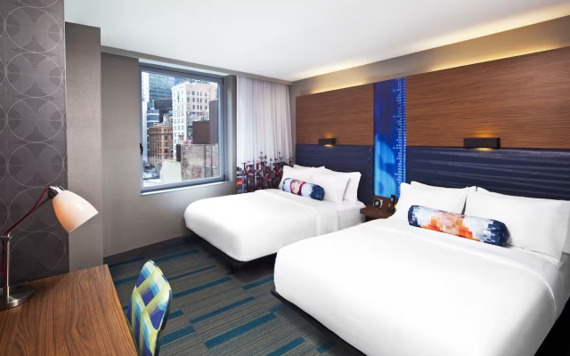Aloft Twin room