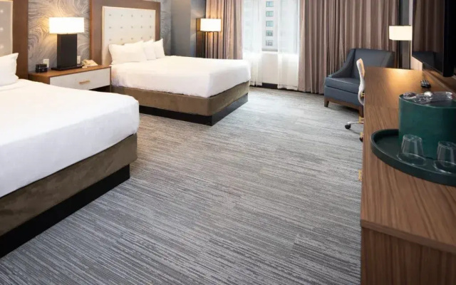 Twin Mountain Room