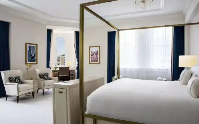 1 Bedroom Pennsylvania Avenue Suite