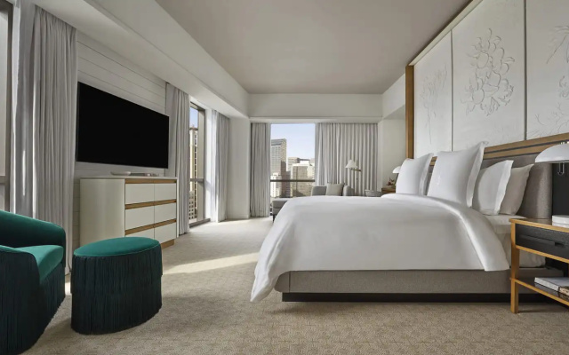 2 Bedrooms Suite with city view