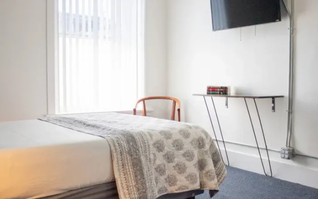 Private Euro Twin room