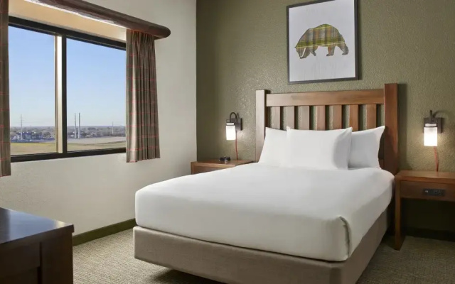 Grand Royal Bear Suite