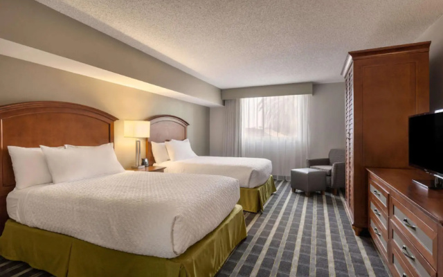 2 Room Boardroom Quadruple Suite