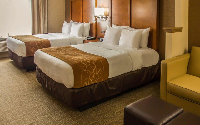 Accessible Double Suite