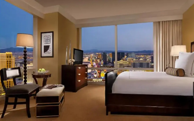 1 Bedroom Corner Double Suite