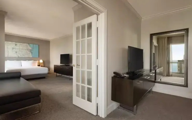 1 Bedroom Presidential Double Suite