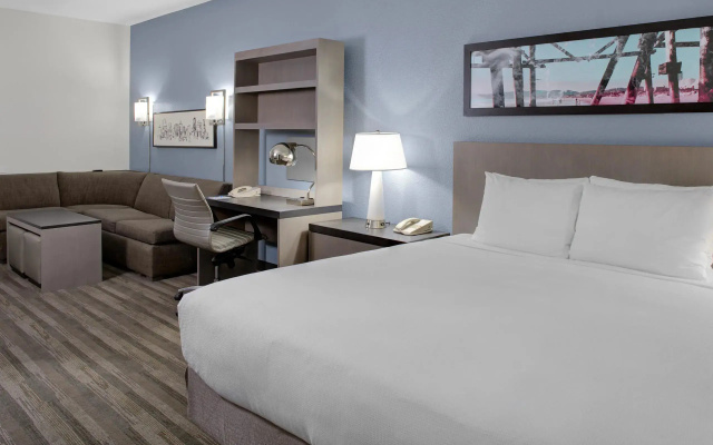 Accessible Roll-In Shower Double Studio