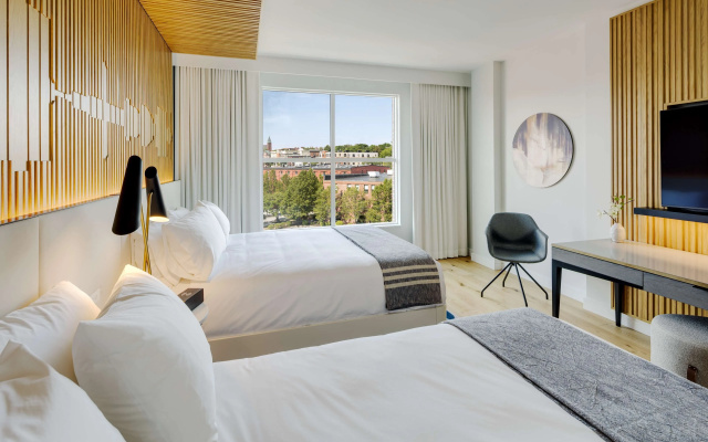 Premium Twin room