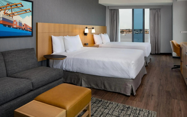 Quadruple room with harbour view