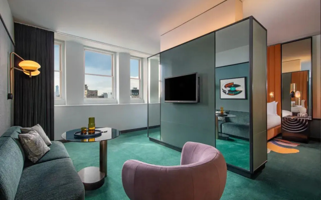Deluxe Double Suite