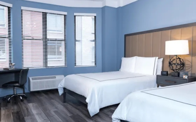 Quadruple room