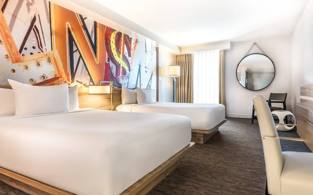 Deluxe District 3 Twin room