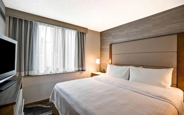 Hearing/mobility access Suite