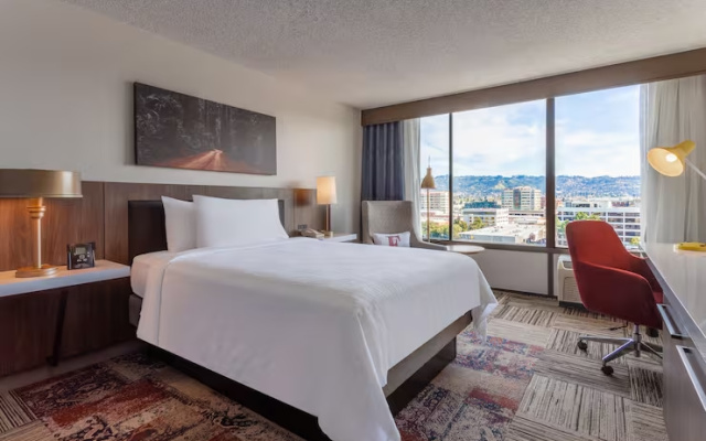 Double room with mountain view