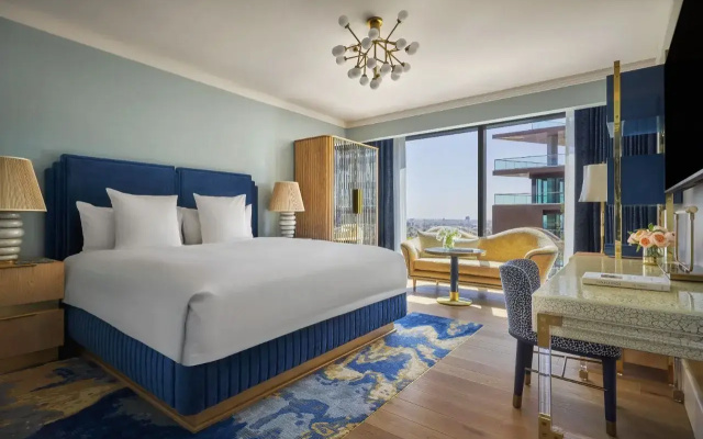 Double room with Skyline view