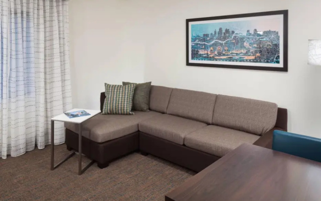 1 Bedroom Suite