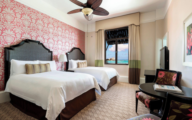 Historic Wing Twin room with garden view