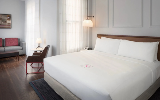 E-King Double room