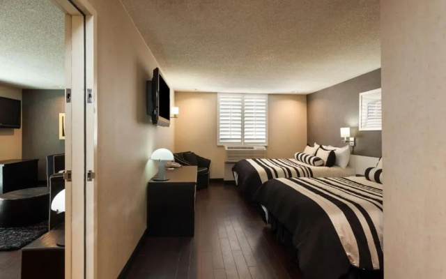 Quadruple room