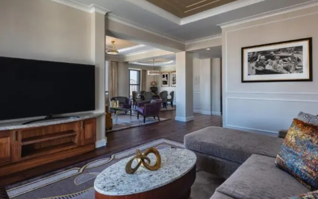 Roosevelt Double Suite
