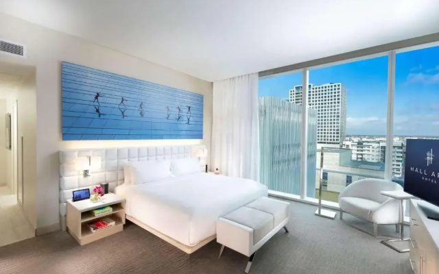 Avant Garde Double Junior Suite