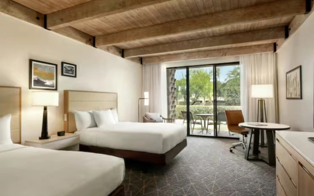 Twin room with Patio or Balcony